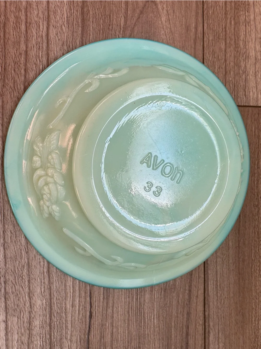 vintage 1970s Avon soap dish & bowl slag glass teal white jadeite-like finish
